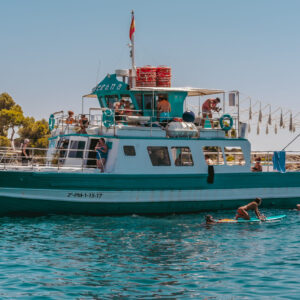 🛥️ Paseo en barco – 4 horas de puro placer entre Magaluf y Palma