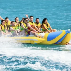 🎉 Watersports - Banana, crazy UFO, Flybus, Sting, o Ferrari – ¡Emociones y risas garantizadas!